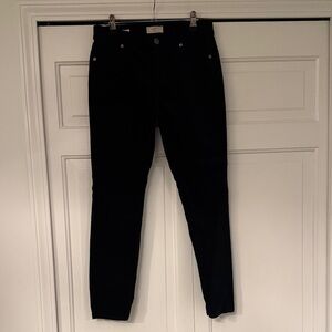 VELVET Jeans Petite
From Loft  outlet
Modern skinny 
Size 4P